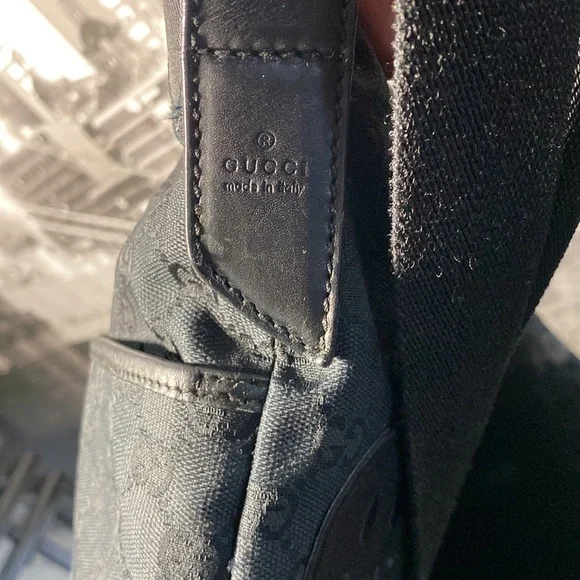 Gucci Black Patch GG Messenger Crossbody Bag - Picture 11 of 16